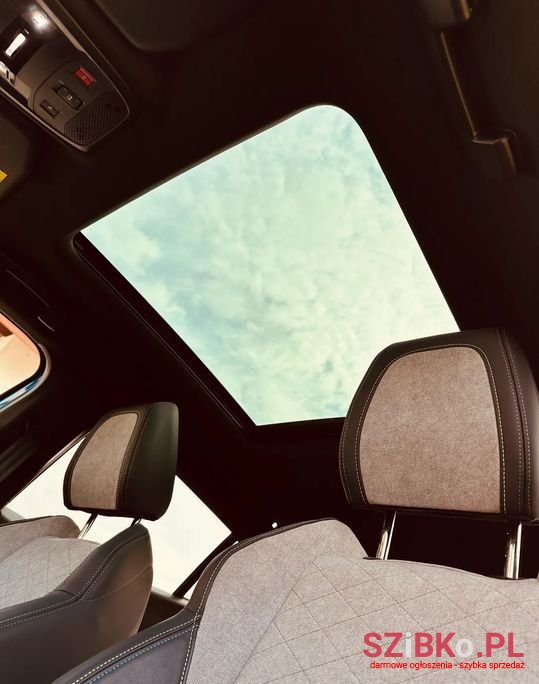 2020' Peugeot 2008 photo #5