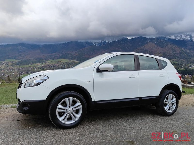 2013' Nissan Qashqai photo #1