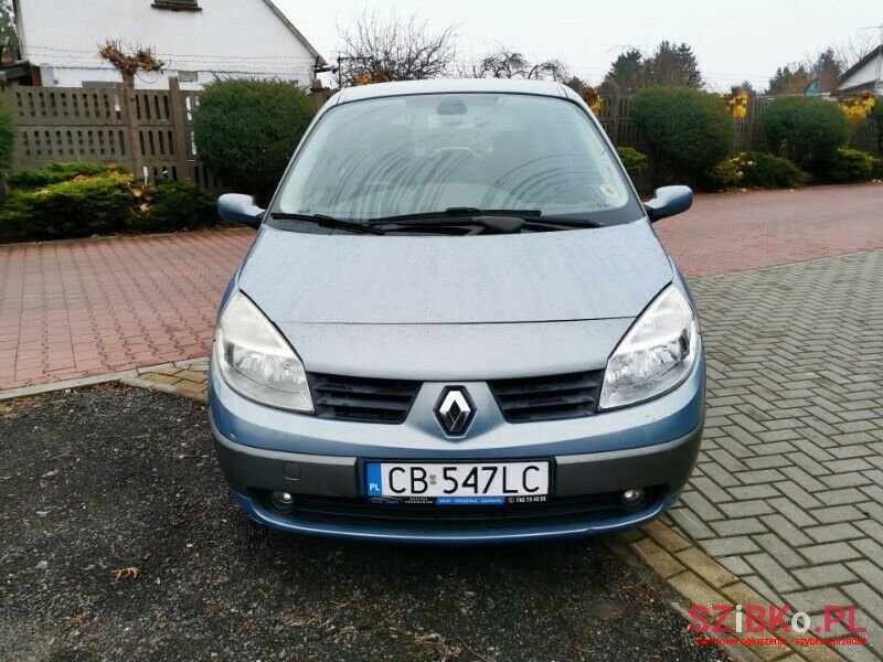2006' Renault Scenic photo #2