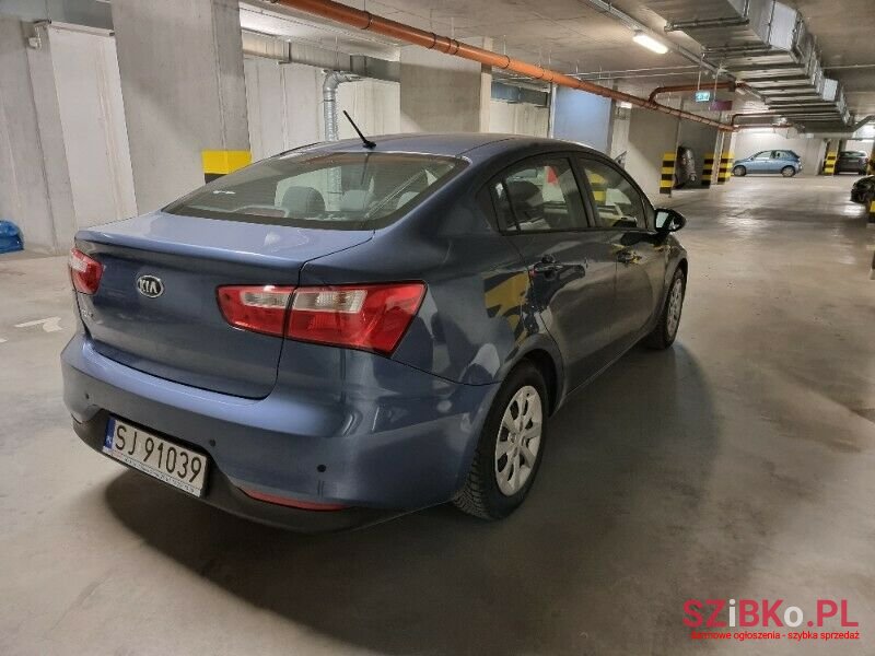 2016' Kia Rio photo #3