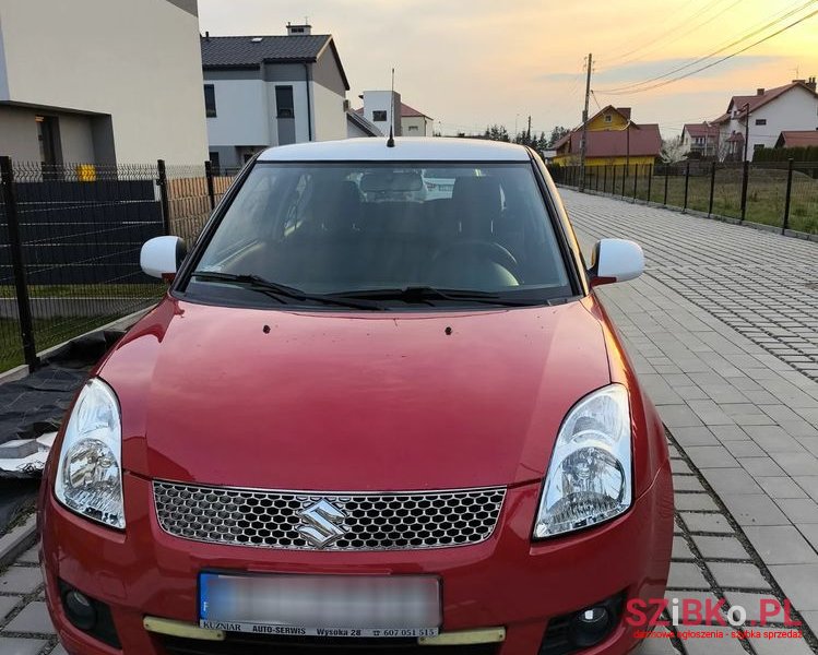 2007' Suzuki Swift 1.3 Club photo #3