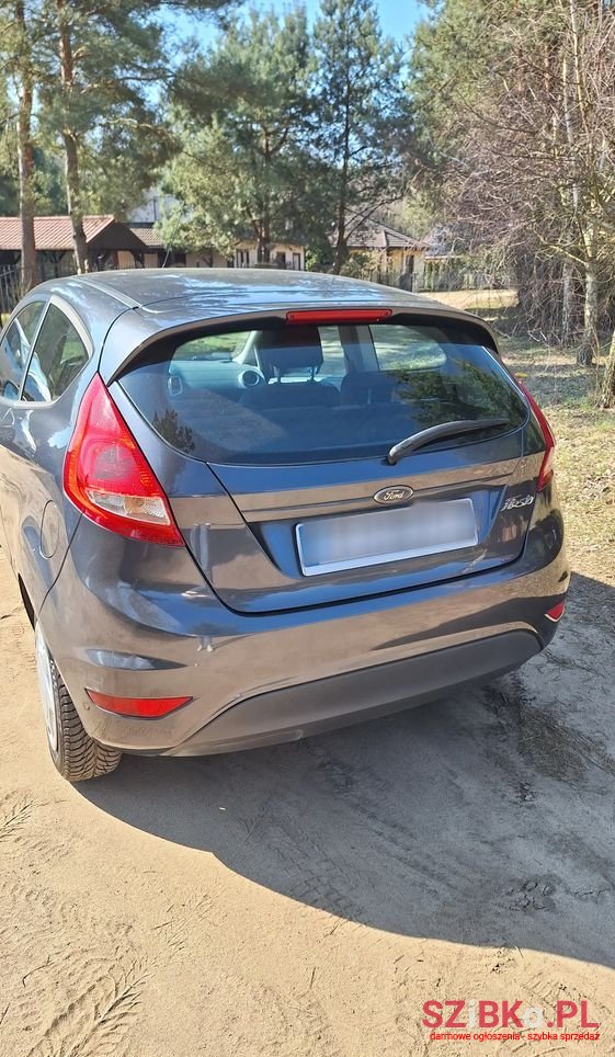 2010' Ford Fiesta 1.25 Ambiente photo #5