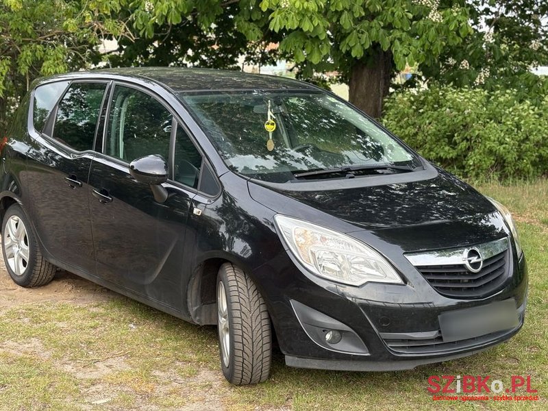 2011' Opel Meriva photo #3