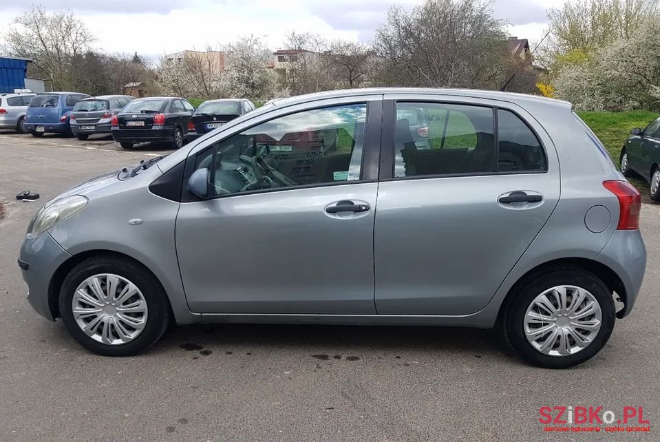 2007' Toyota Yaris photo #5