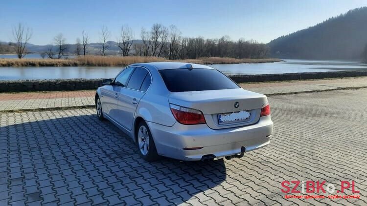 2009' BMW Seria 5 photo #3