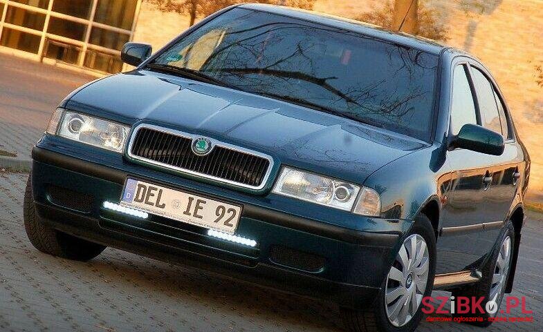 1998' Skoda Octavia photo #2
