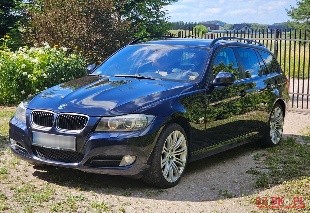 2009' BMW 3 Series photo #1