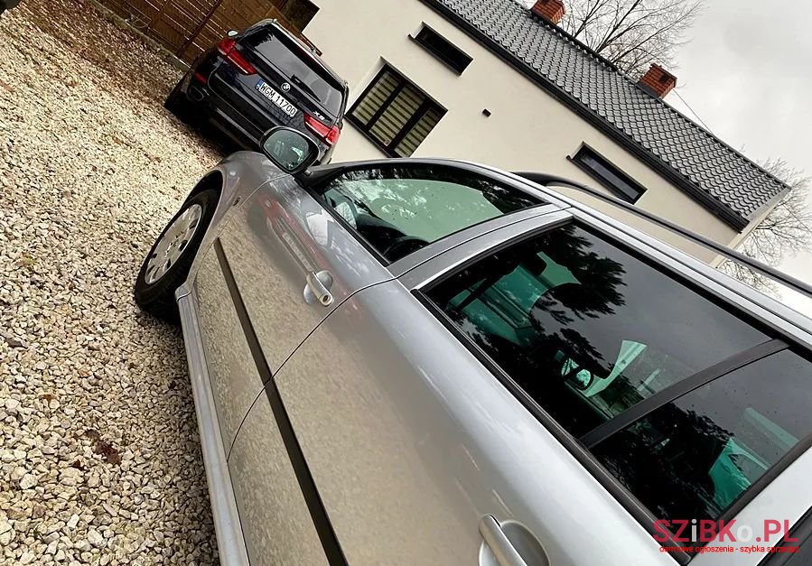 2010' Skoda Octavia 1.6 Tour Plus photo #5