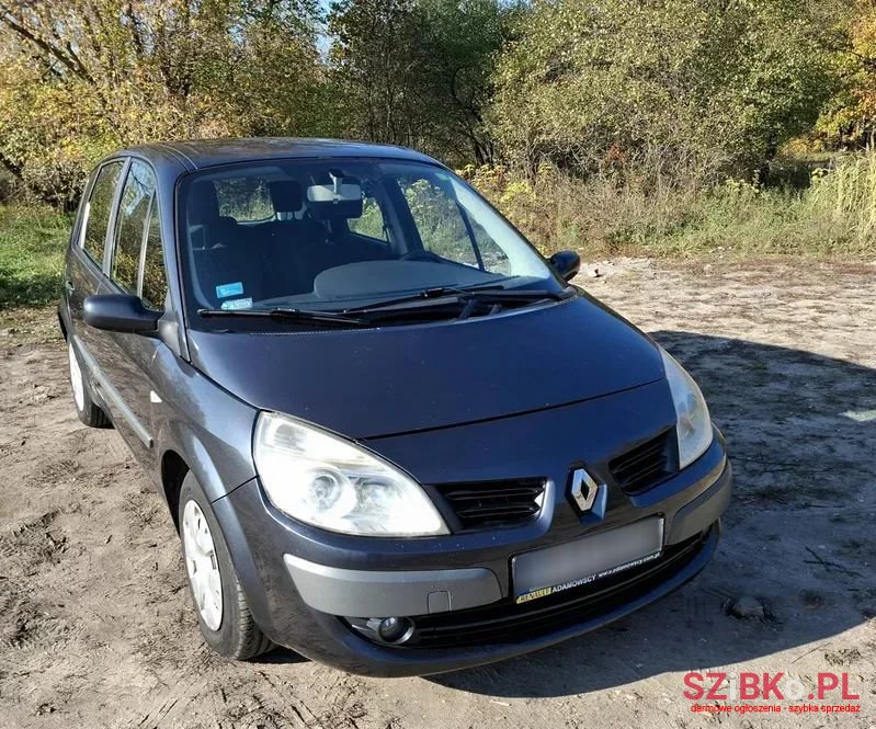 2007' Renault Scenic photo #2