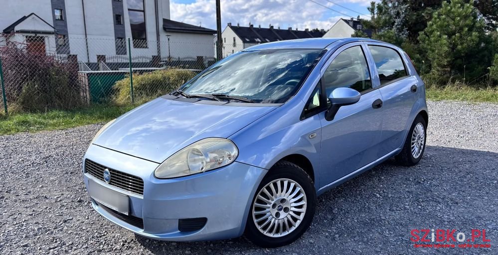 2007' Fiat Grande Punto 1.4 8V Speed photo #1