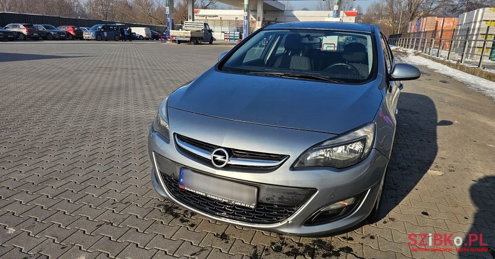 2015' Opel Astra 1.6 Cdti Enjoy photo #3