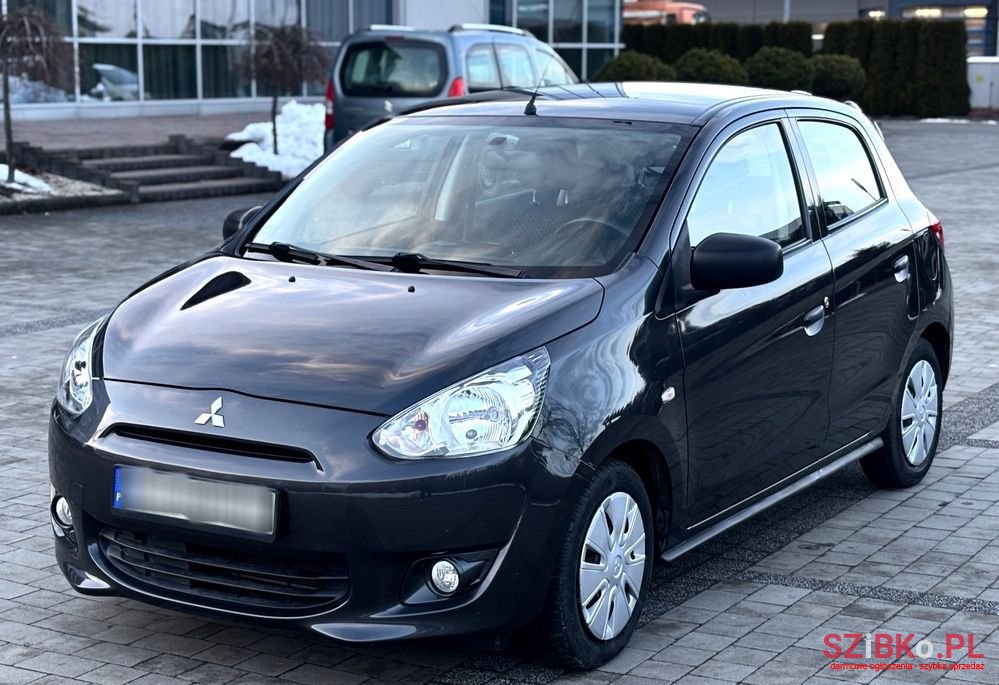 2013' Mitsubishi Space Star photo #1