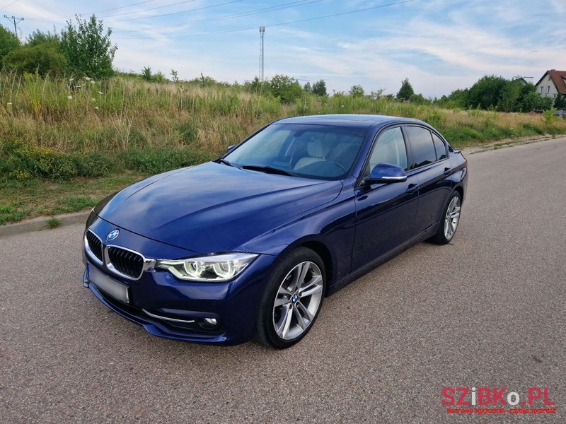 2016' BMW 3 Series photo #1