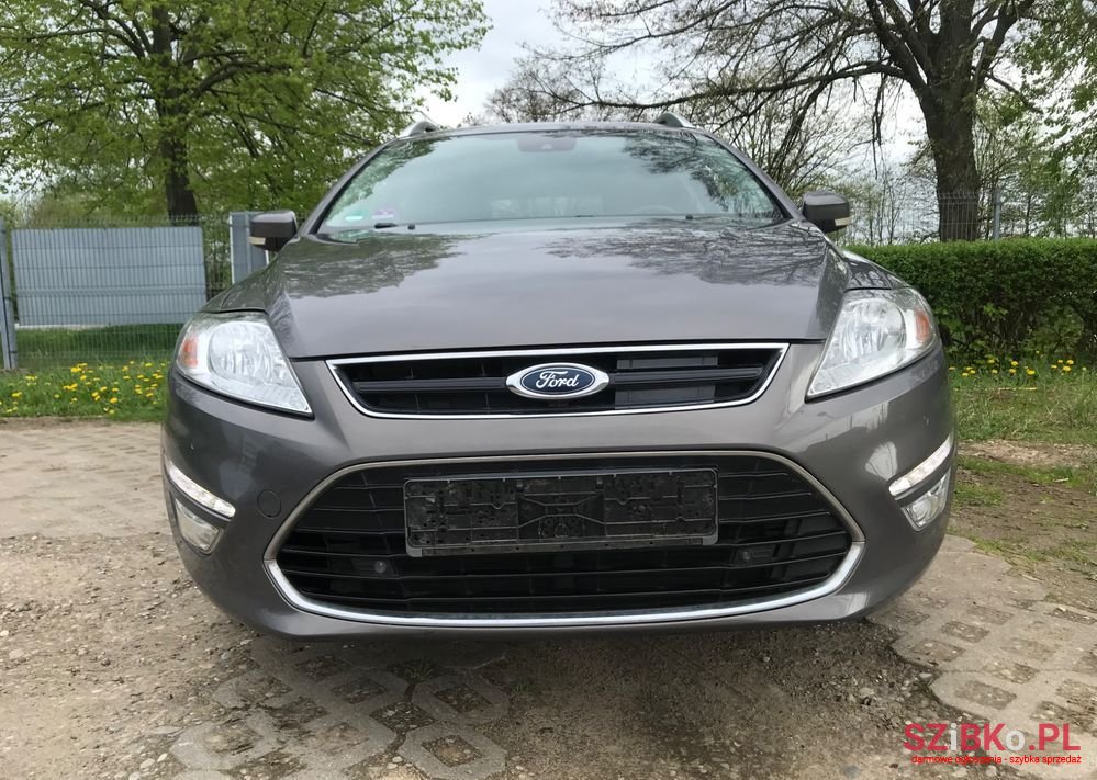 2011' Ford Mondeo photo #3