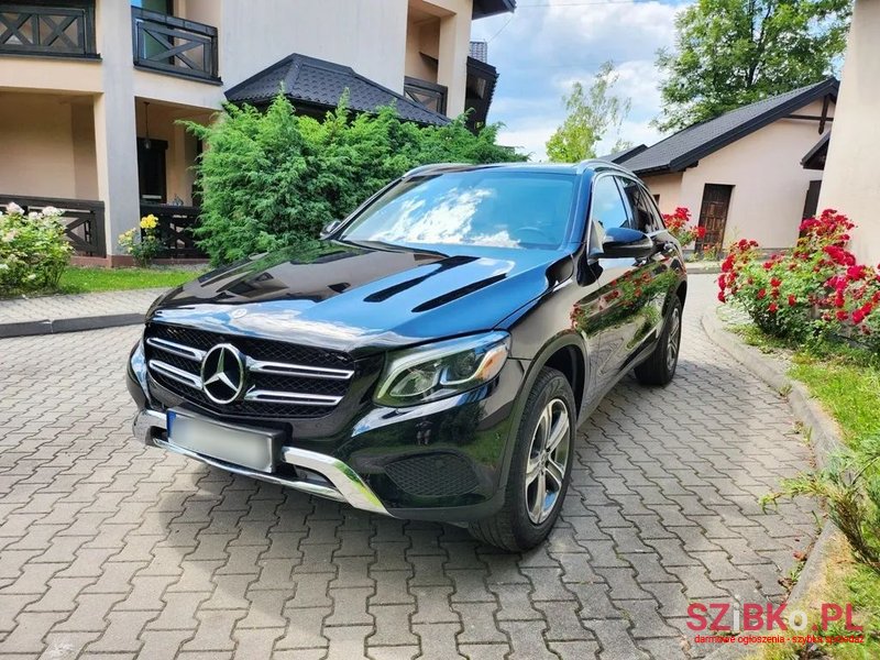 2019' Mercedes-Benz GLC photo #1