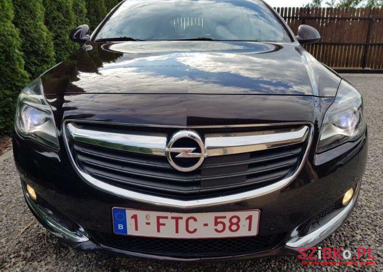 2013' Opel Insignia photo #2