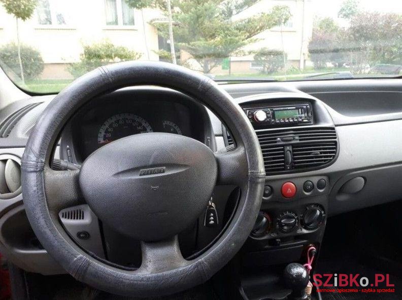 2002' Fiat Punto photo #4