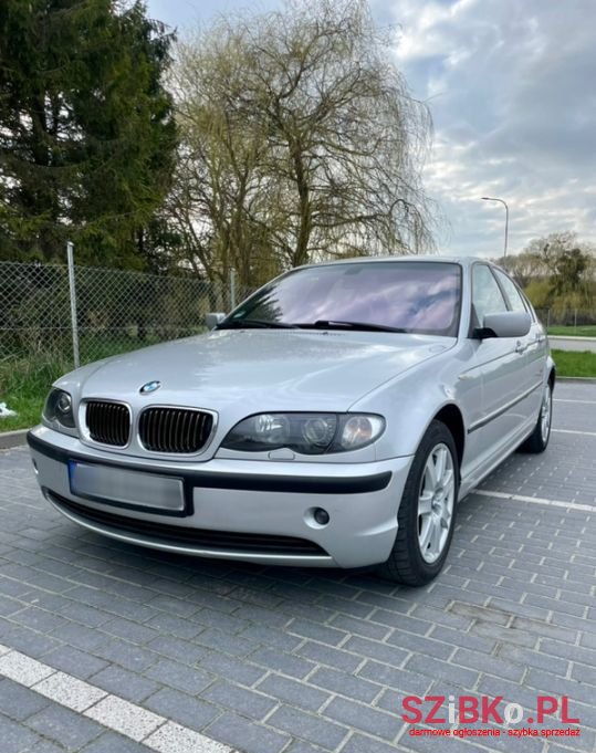 2004' BMW 3 Series photo #2