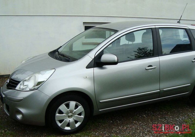 2010' Nissan Note photo #2