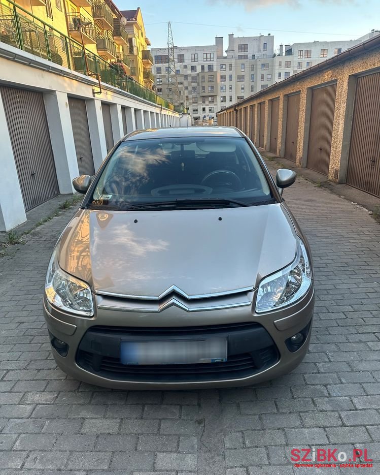 2009' Citroen C4 1.6 Vti Equilibre photo #6