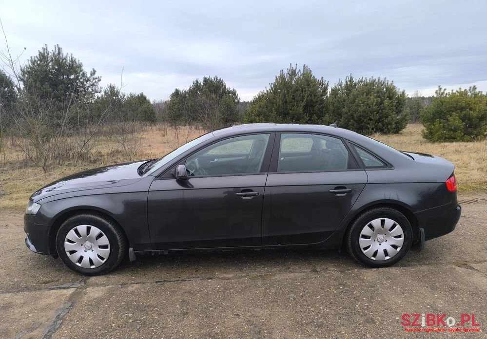 2009' Audi A4 2.0 Tdi photo #3