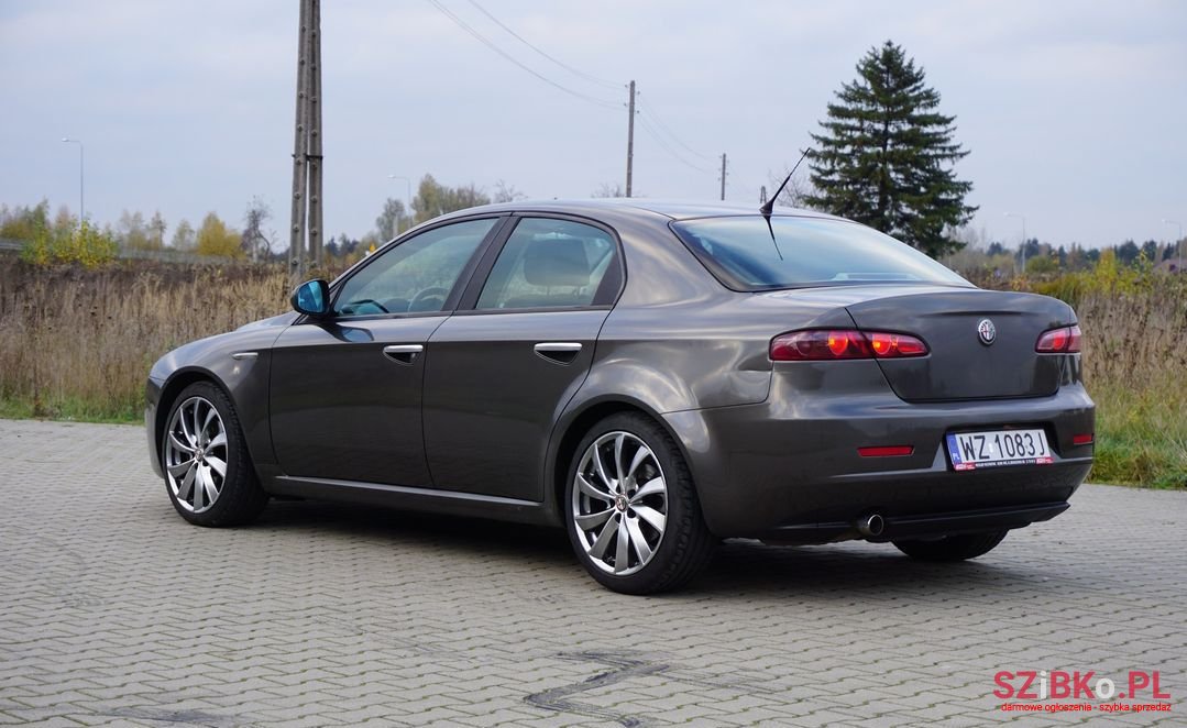 2006' Alfa Romeo 159 photo #4