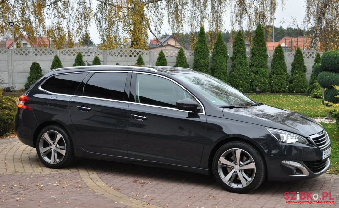 2015' Peugeot 308 photo #5