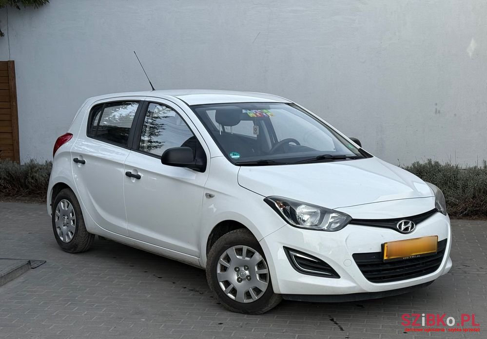 2014' Hyundai i20 1.25 Style photo #1