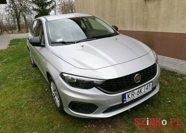 2018' Fiat Tipo photo #1