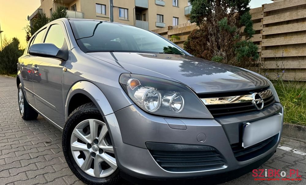 2006' Opel Astra 1.4 Njoy photo #1