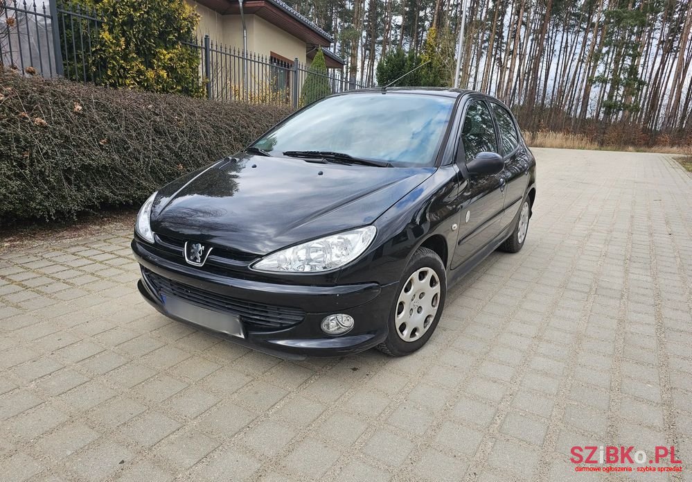 2008' Peugeot 206 photo #2