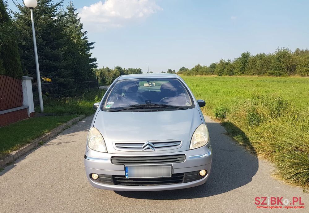 2005' Citroen Xsara Picasso photo #1