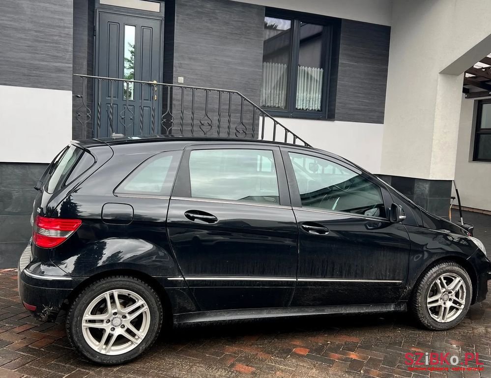 2010' Mercedes-Benz B-Class photo #4