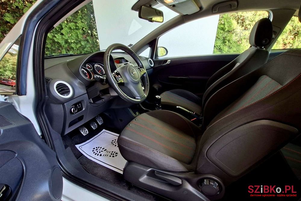 2011' Opel Corsa 1.4 16V Innovation photo #6