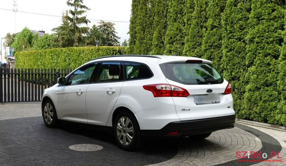 2012' Ford Focus Sw photo #5
