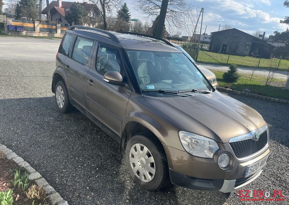 2011' Skoda Yeti 1.4 Tsi Active photo #2