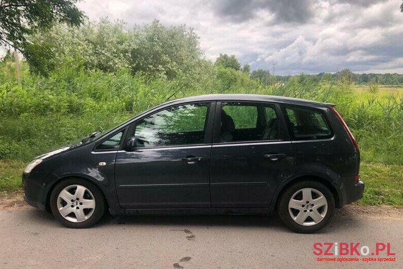 2007' Ford Focus photo #1