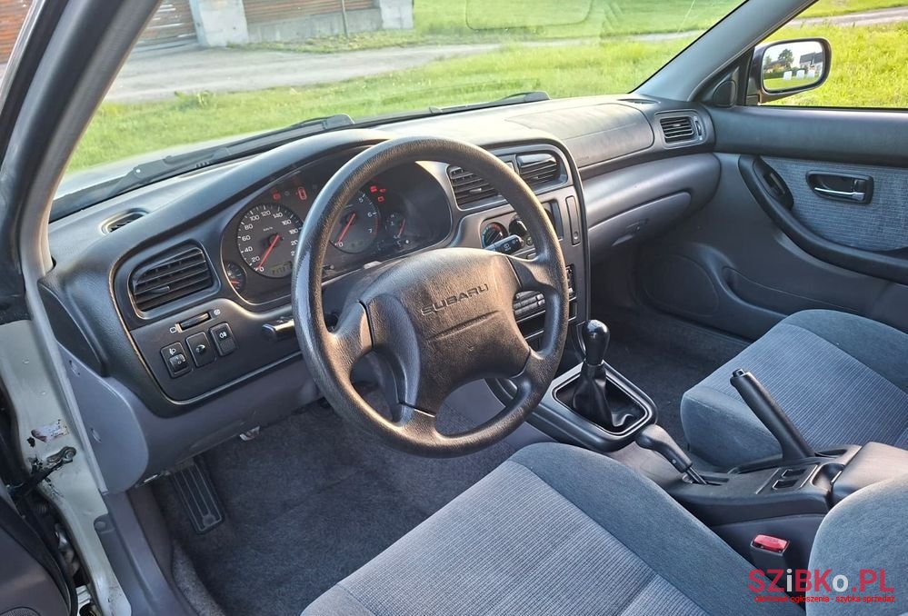 1999' Subaru Legacy 2.0Gl 16V 4X4 photo #5
