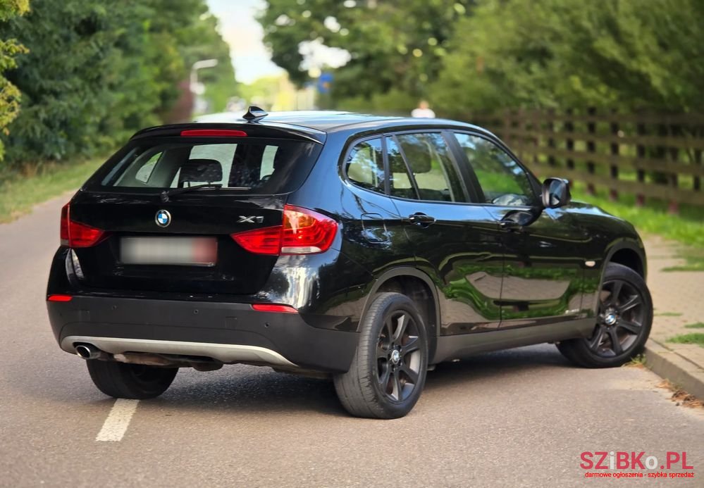 2011' BMW X1 Sdrive18I photo #3
