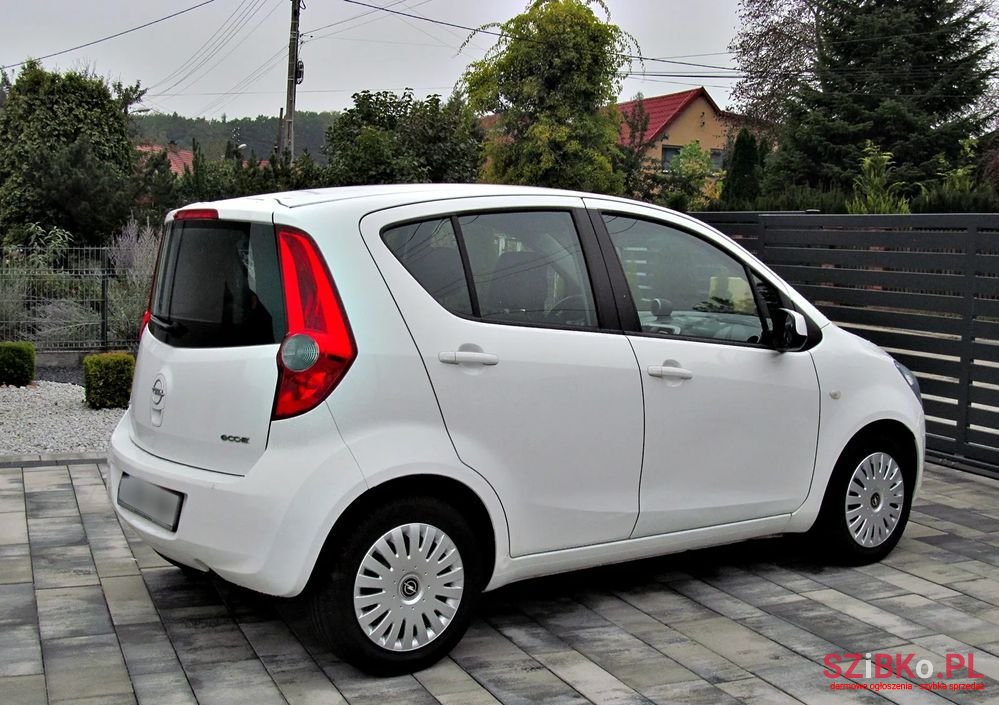 2010' Opel Agila photo #5