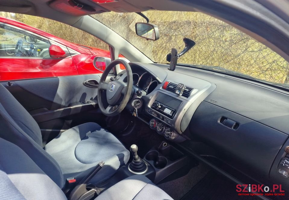 2002' Honda Jazz photo #5