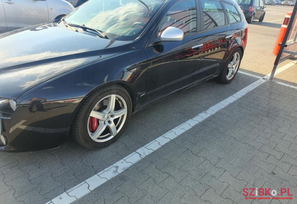 2006' Alfa Romeo 159 photo #4