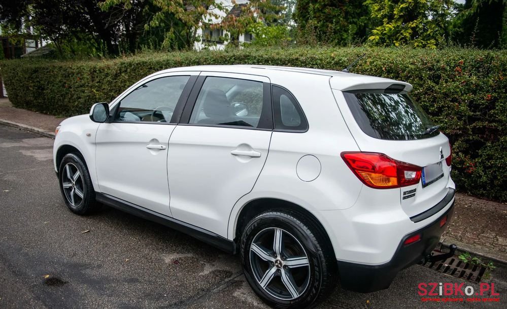 2012' Mitsubishi ASX photo #5