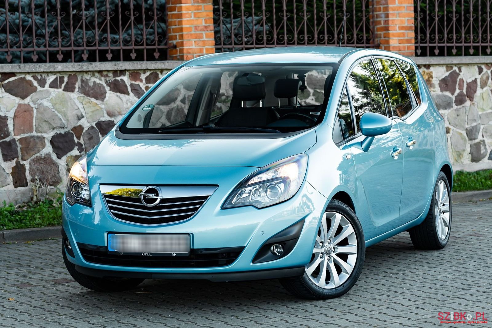 2012' Opel Meriva photo #4
