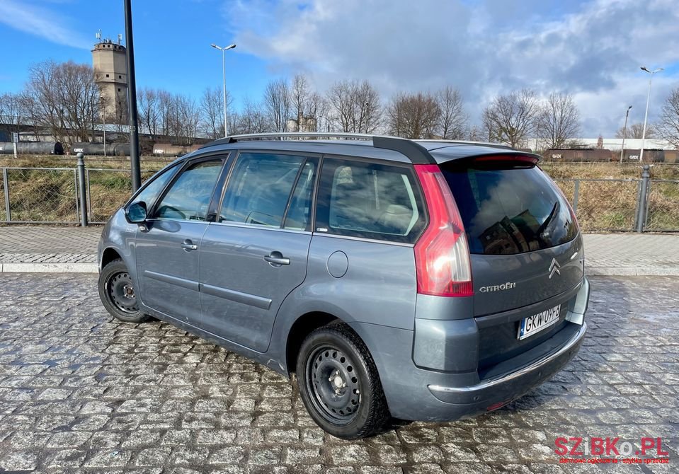 2007' Citroen C4 Grand Picasso photo #3