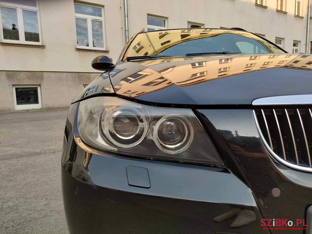 2005' BMW 3 Series photo #5