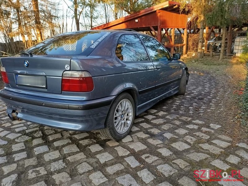 2000' BMW 3 Series 320I photo #2