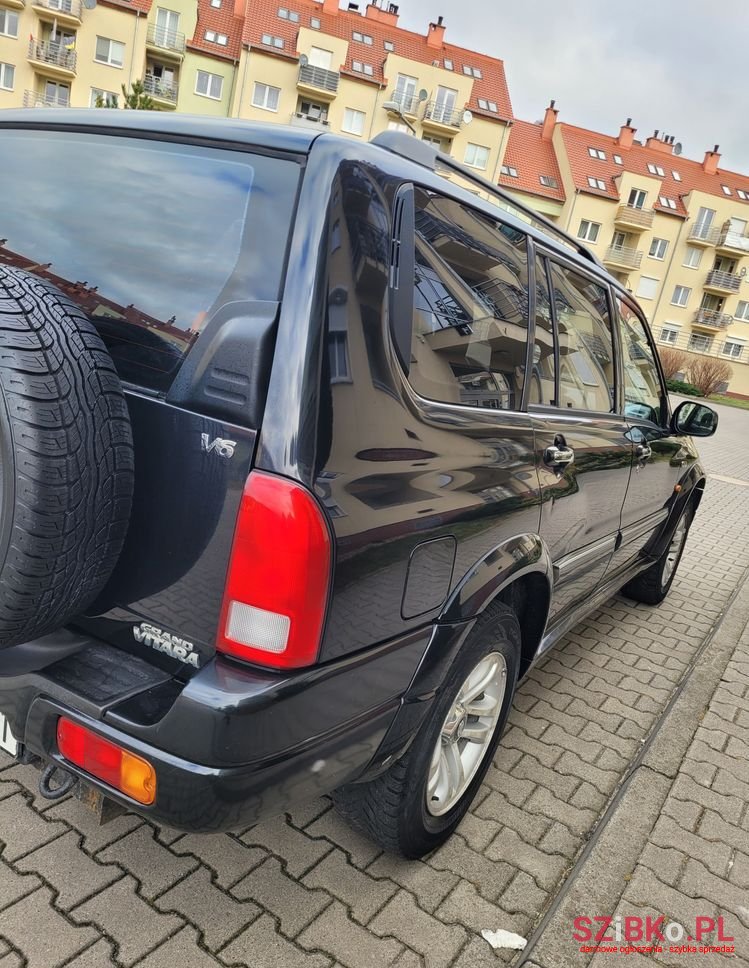 2004' Suzuki Grand Vitara 2.7 V6 photo #6