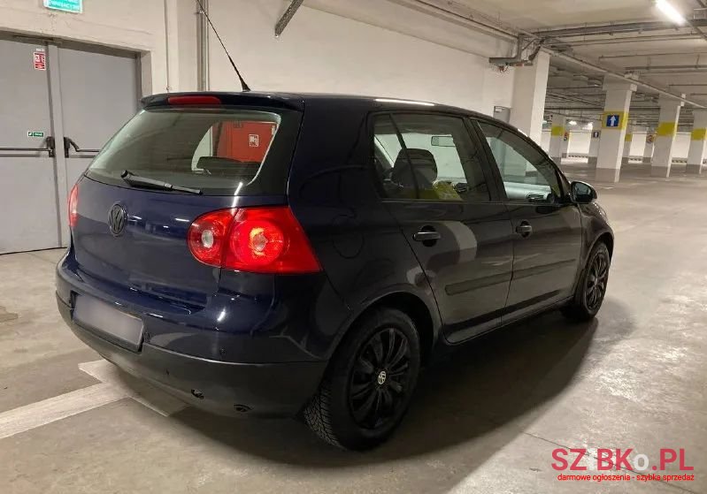 2007' Volkswagen Golf photo #6
