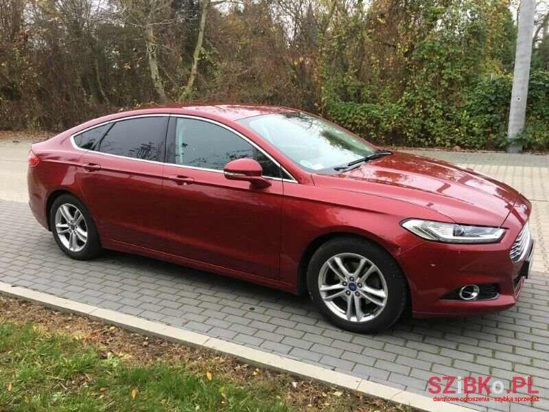 2015' Ford Mondeo photo #4